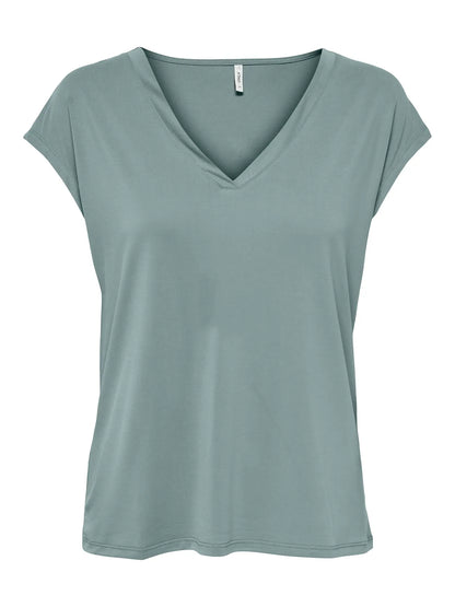 T-SHIRT DECOTE EM V