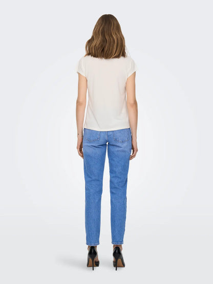 T-SHIRT DECOTE EM V